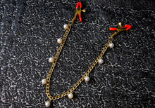 Load image into Gallery viewer, Priscilla Nipple Clamps