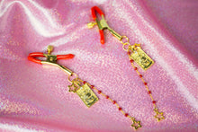 Load image into Gallery viewer, Golden Tarot Nipple Clamps
