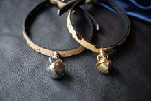 Load image into Gallery viewer, Rub My Saddle Collar
